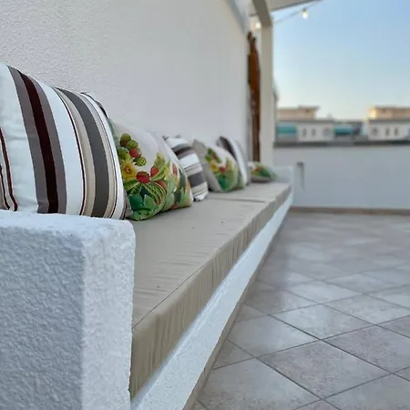Attico Margherita - La Terrazza Sul Mare Gallipoli Exterior foto